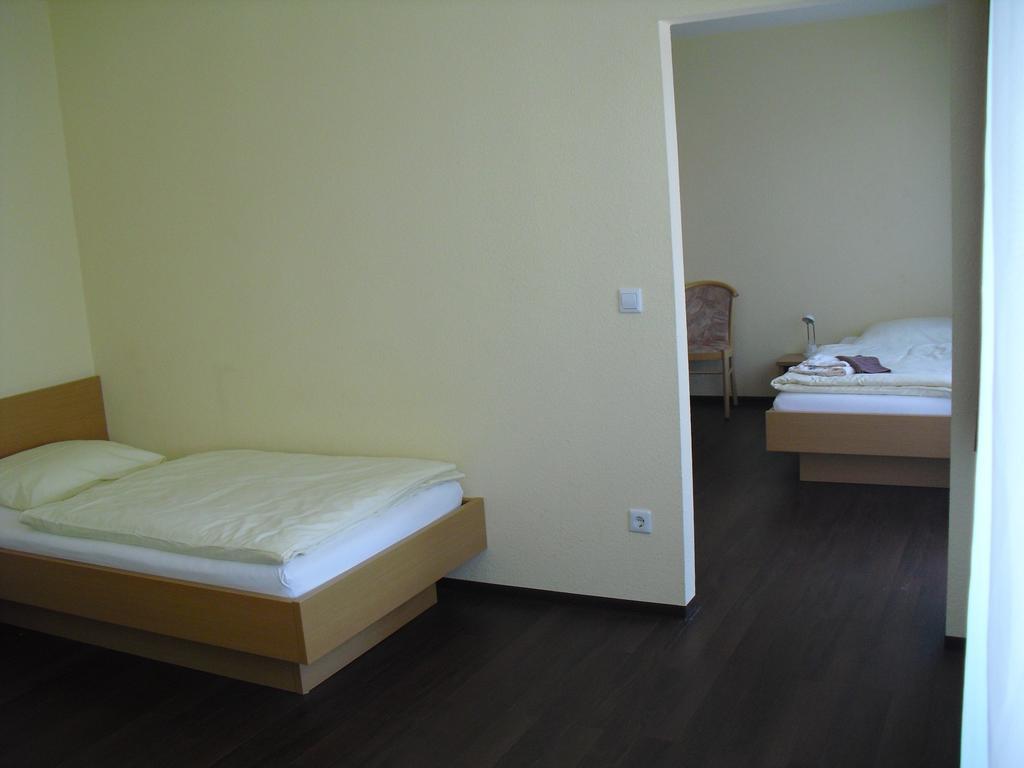 Boardingroom Filderstadt Szoba fotó
